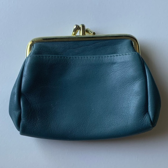 Buxom Handbags - Buxom Velvet Touch Wallet
